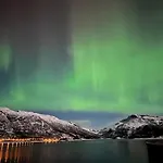 Handeland Near Trolltunga And Pulpit Rock Sleeps 18 With Sauna Sauda