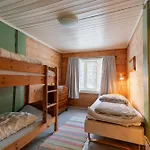 Handeland Near Trolltunga And Pulpit Rock Sleeps 18 With Sauna Hébergement de vacances *