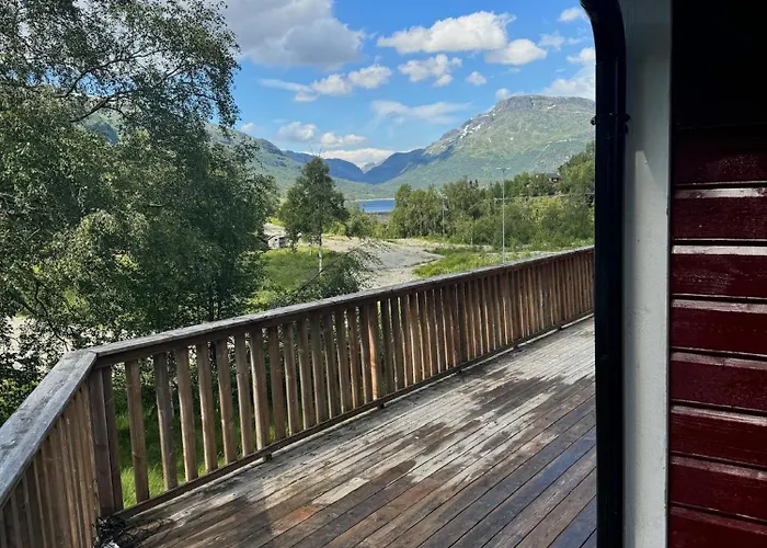 Handeland Near Trolltunga And Pulpit Rock Sleeps 18 With Sauna
