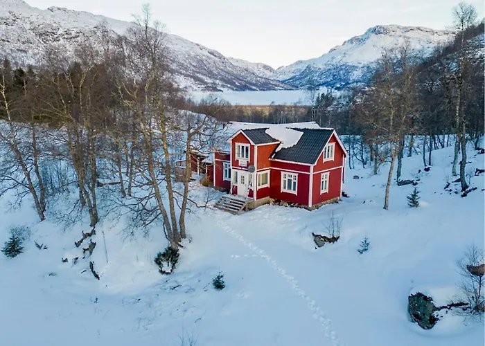 Handeland Near Trolltunga And Pulpit Rock Sleeps 18 With Sauna * Sauda